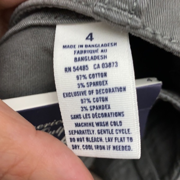 NWT AE Grey-Green Cargo Midi Shorts - Picture 10 of 11